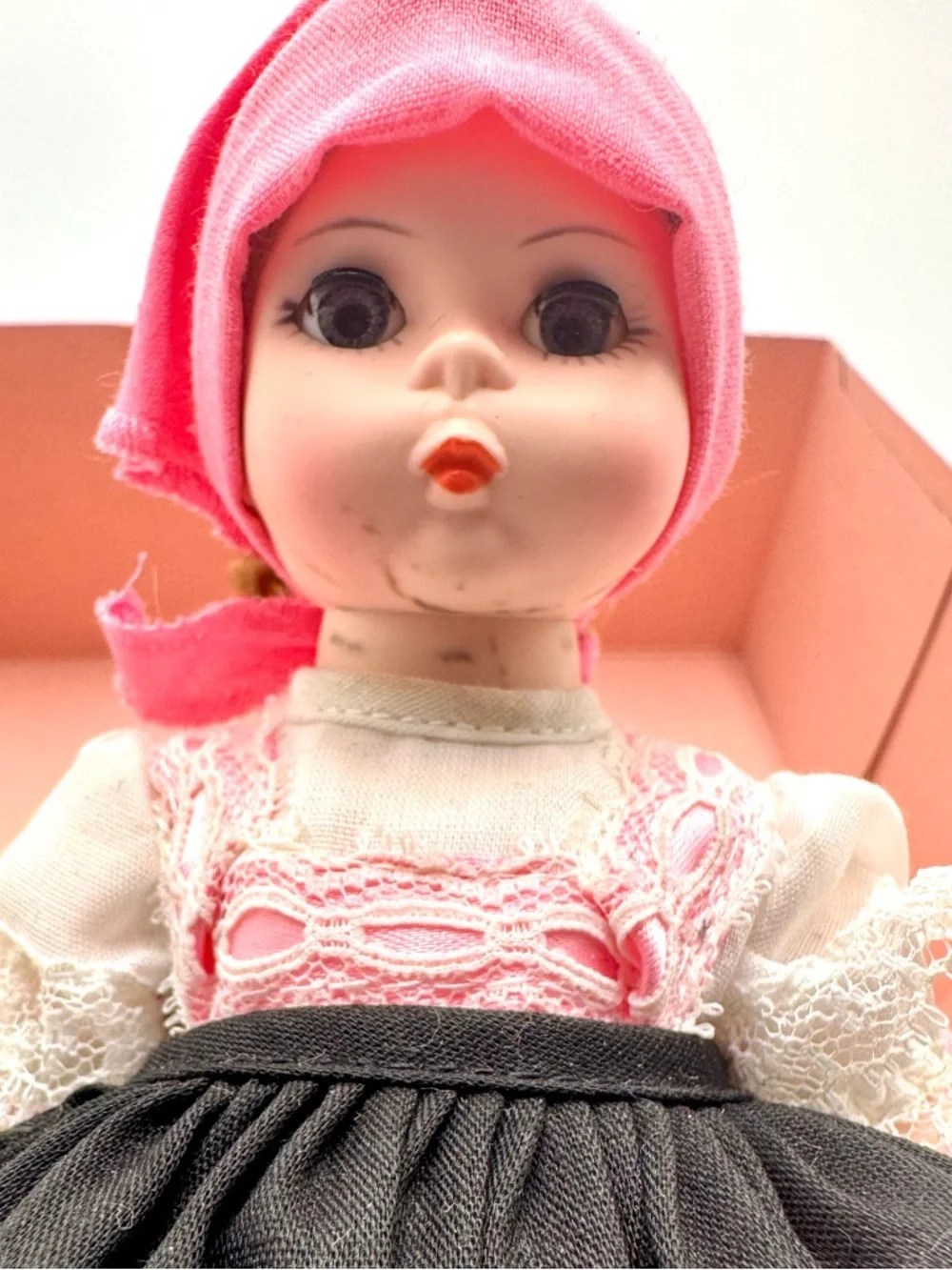Madame Alexander doll, YUGOSLAVIA Model #589, International Collection in Box